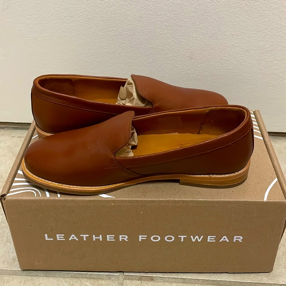 NIB Portland Leather Goods Rounded Leather Loafer Size 9.5